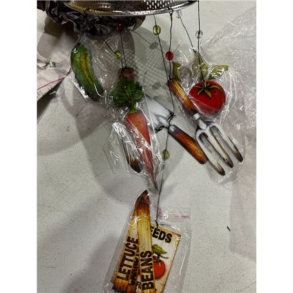 New garden themed wind chipe