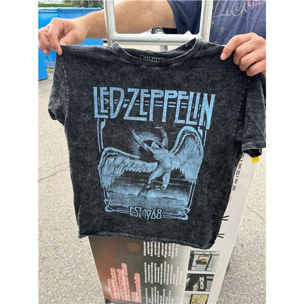 Led Zeppelin t shirt medium