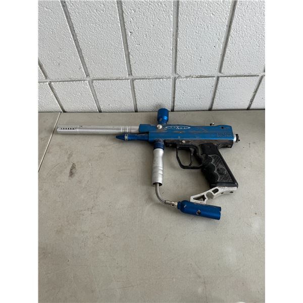 Paintball gun