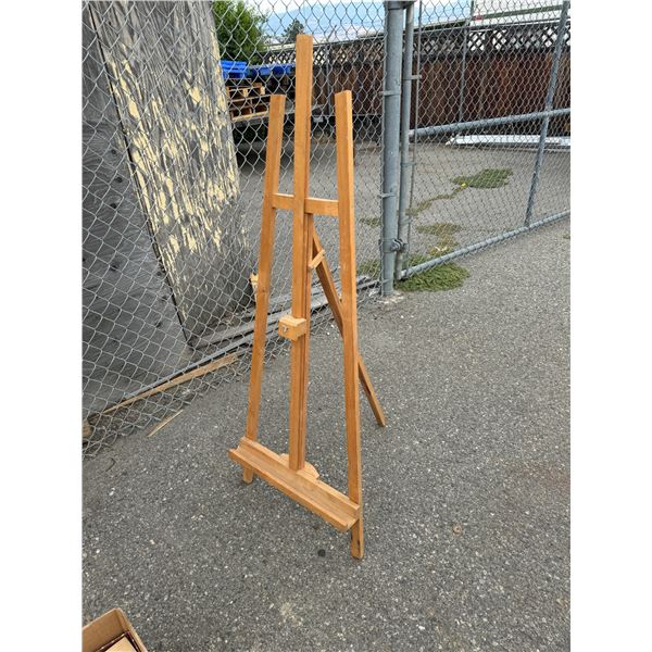 Easel