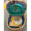 Image 1 : Picnic  basket and contents
