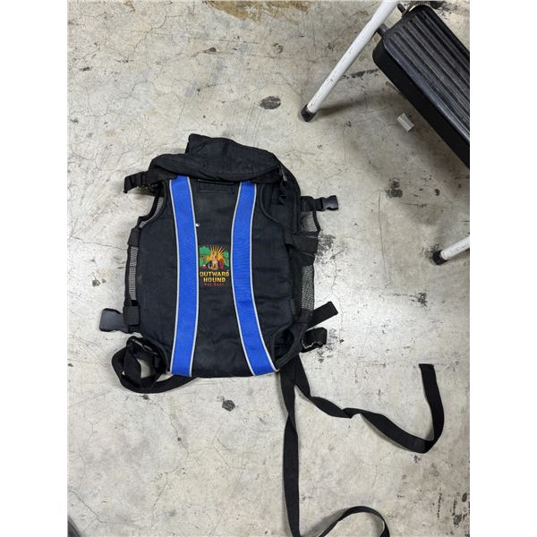 Outward hound pet gear