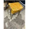 Image 1 : Nesting stools vintage