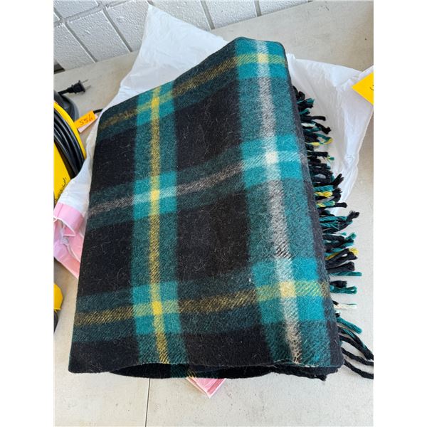 vintage double wool blanket