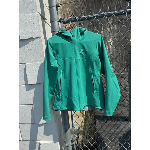 Arc'teryx medium jacket