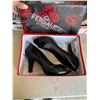 Image 1 : Size 9.5 felicious shoes
