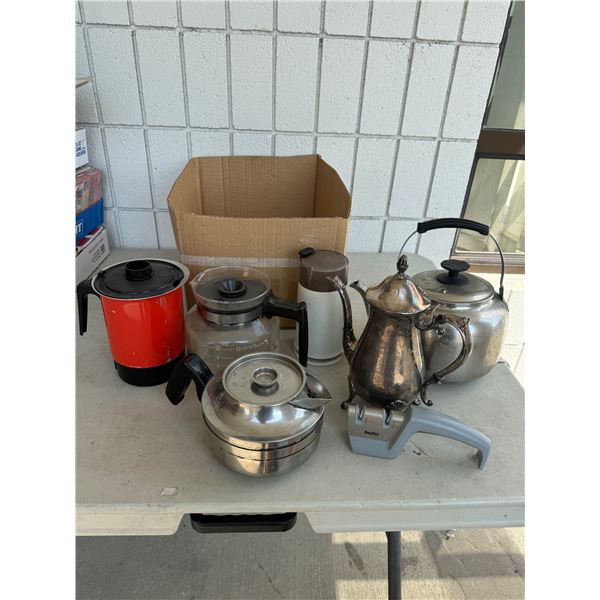 Vintage kitchen items