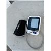 Image 1 : Blood pressure monitor no power cord