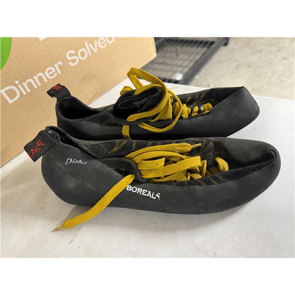 Boreal size 12.5