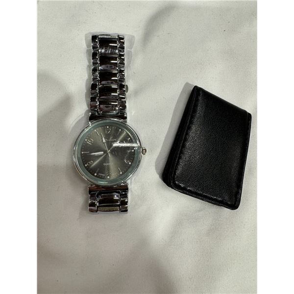 Jean, Mark men's watch needs battery