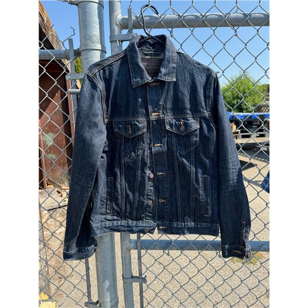 Lucky brand medium Jean jack