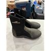 Image 1 : Brooke size 10 boots
