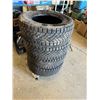 Image 1 : Tire LT 265/70 R17