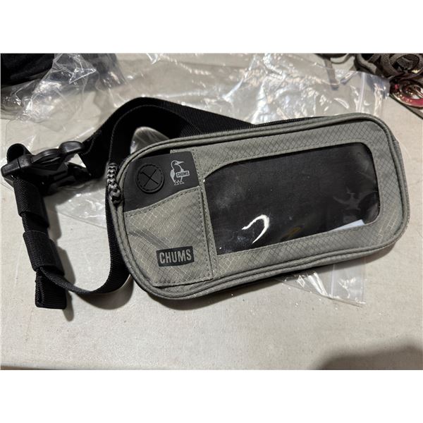 Chums fanny pack