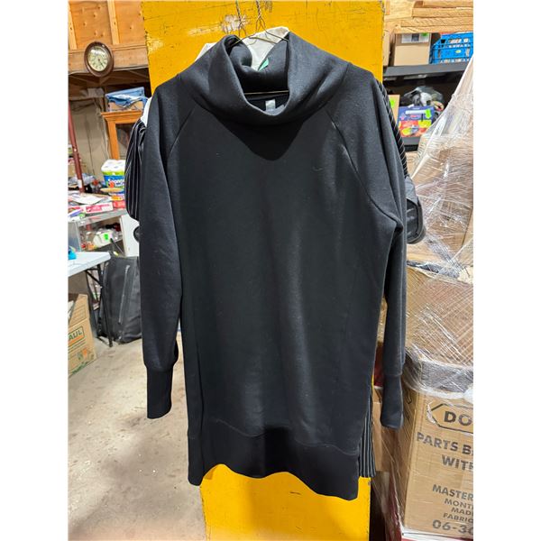 Sweatshirt large