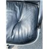 Image 10 : Charles Pollock For Knoll Executive Leather Armchair Office Chair