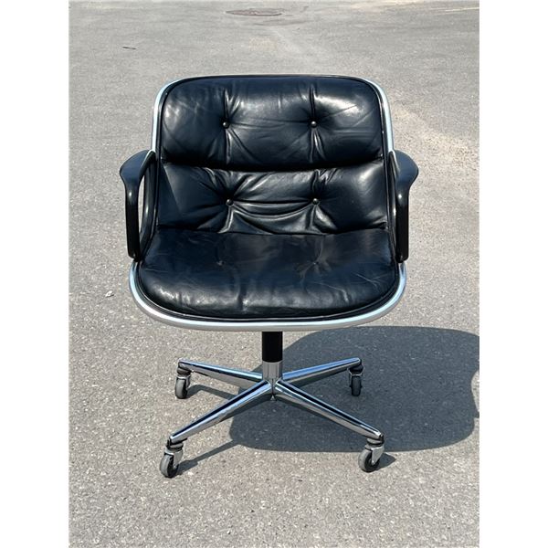Charles Pollock For Knoll Executive Leather Armchair Office Chair