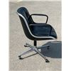 Image 5 : Charles Pollock For Knoll Executive Leather Armchair Office Chair