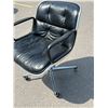 Image 8 : Charles Pollock For Knoll Executive Leather Armchair Office Chair