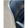 Image 9 : Charles Pollock For Knoll Executive Leather Armchair Office Chair