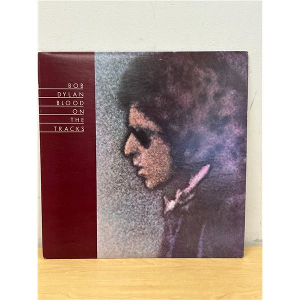 1974 Bob Dylan - Blood on the Tracks LP Record With Insert - PC 33235 - NICE see all photos