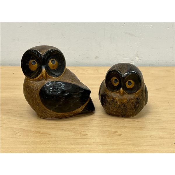2 Ceramic Owl Décor Pieces - largest 4"T 4"W
