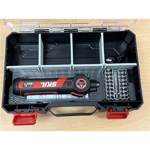 Skil Rechargeable Screwdriver & 33 Bit Set - see all photos