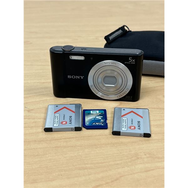 Sony Cyber-Shot DSC-W800 Digital Camera 20.1 Megapixel 5X Optical & Accessories, powers up