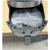 Image 2 : Gourmia 7 Qt. Digital Window Air Fryer - see all photos