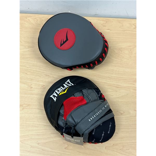 Everlast Mantis Punching Mitts - see all photos