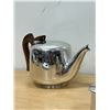 Image 3 : Stunning Mid Century Picquot Ware (England) Coffee / Tea Pots with Cream and Sugar