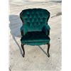 Image 2 : Modern Green Button Tufted Arm Chair