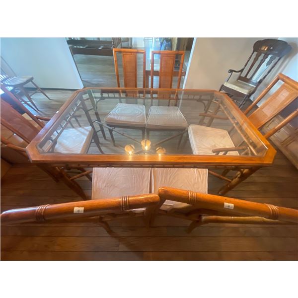 Unique Bamboo Dinette Table & Six Chairs  NO Leaf   68"x38"wide