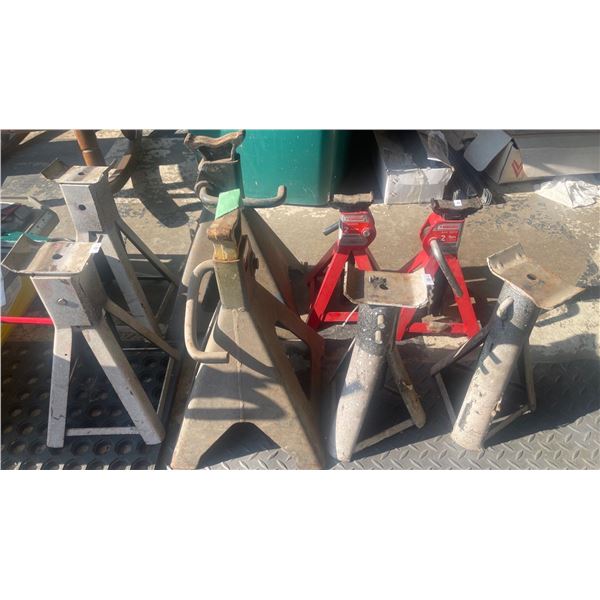 Assortment of Multiple Jack Stands & Floor Jacks  Axle Stand
