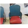Image 8 : 2 Vintage 'Old Winnipeg Arena' Seats