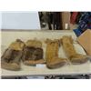 Image 1 : 2 Pairs of Soft Soled Mukluks : 1 Fur Trimmed, Lace Up Size 5 
