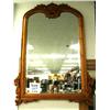 Image 1 : Maple finish, round top and carved mirror (1)