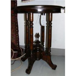 CHOICE on 3 mahogany finish lamp tables: round (1)