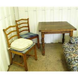 Antique oak draw leaf table and 2 chairs (700)