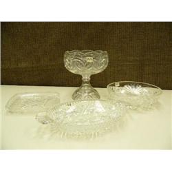 6 pieces of pressed glass (214)