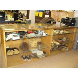 Wood display case ()