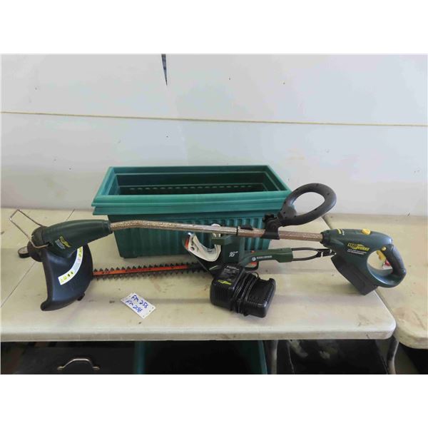 Black and Decker 16'' Hedge Trimmer, 2 Planters 12'' x 26'' x 12'' , 24V Weed