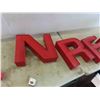 Image 3 : 7 Signage Letters Approx. 15'' x 15'' Each