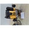 Image 2 : Makita Power Trimmer, Dewalt Router