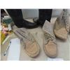 Image 3 : 2 Leather Mocassins , Cowboy Boots 
