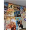 Image 6 : Comics, Outdoor Magazines, Buttons