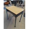 Image 1 : School Desk 28'' x 17 1/2'' x 23 1/2''