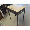 Image 3 : School Desk 28'' x 17 1/2'' x 23 1/2''