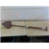 Image 1 : Early Spade Shovel (?)