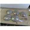 Image 1 : 5 Volkswagon Hubcaps, 2 Emblems